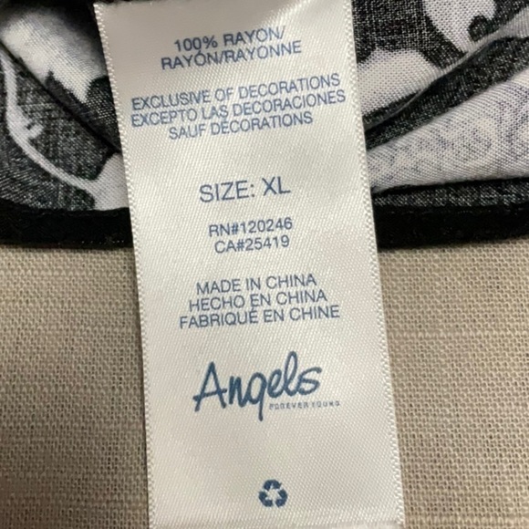 ANGELS - Picture 4 of 5